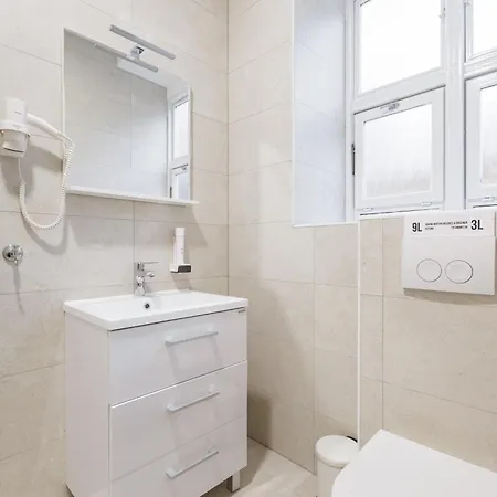 Swanky Hotel Zagreb
